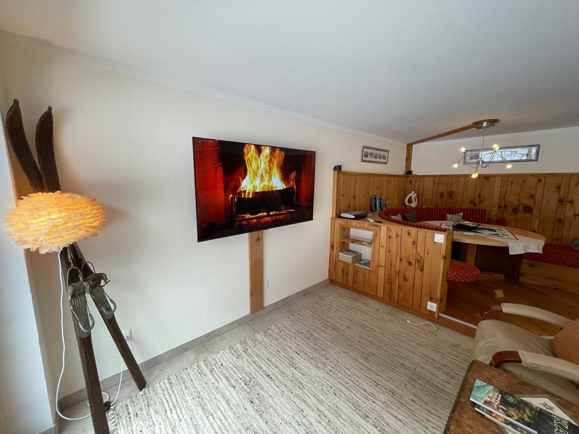 Zillertal Residenz Apartment Гинслинг Екстериор снимка